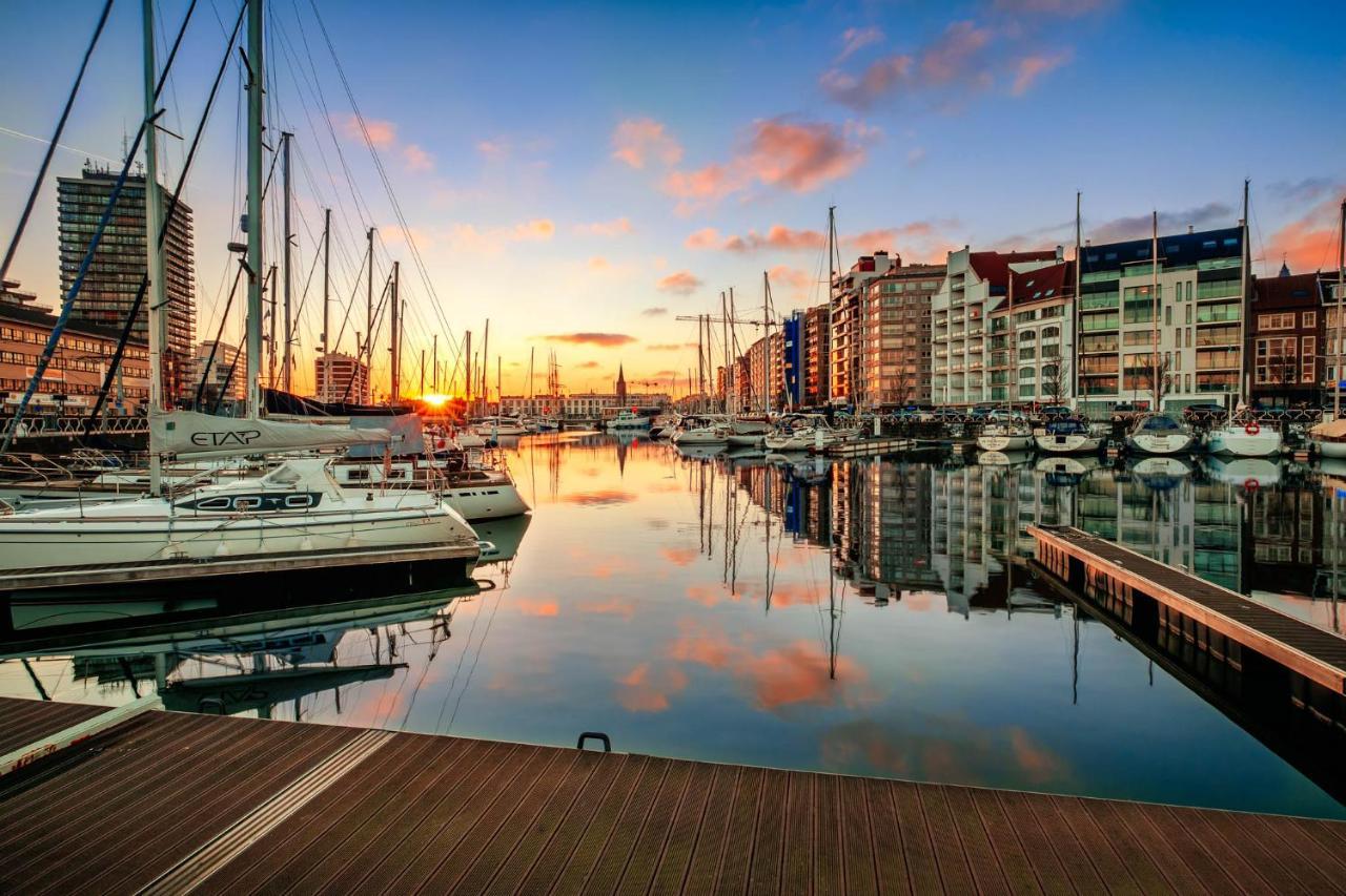 Studio Met Groot Zonneterras Centrum Oostende Bagian luar foto