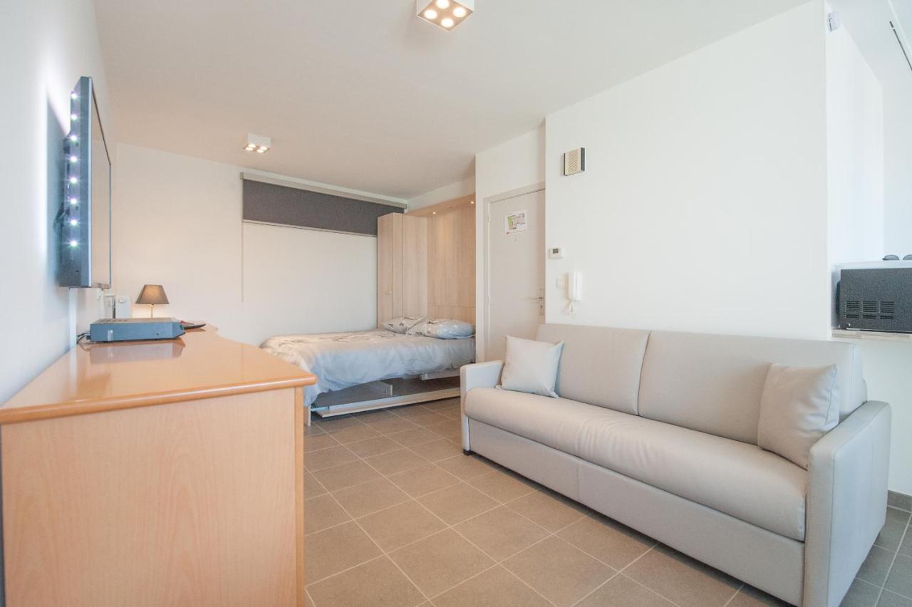 Studio Met Groot Zonneterras Centrum Oostende Bagian luar foto
